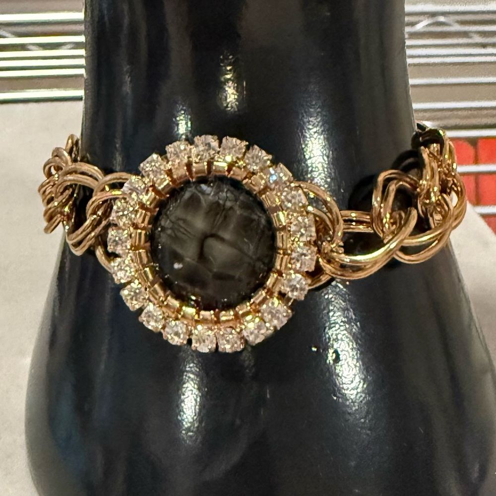Vintage Style Fashion Bracelet w/  Black Onyx Color Stone w/ Rhinestones- NWOT